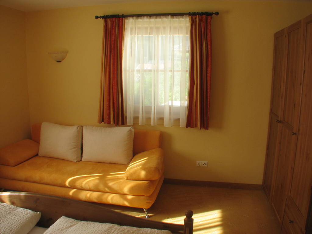 Apartmán Apart Raetia Pfunds Pokoj fotografie
